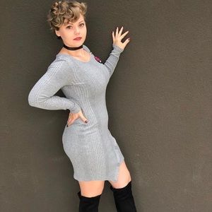 Long sleeve Gray dress